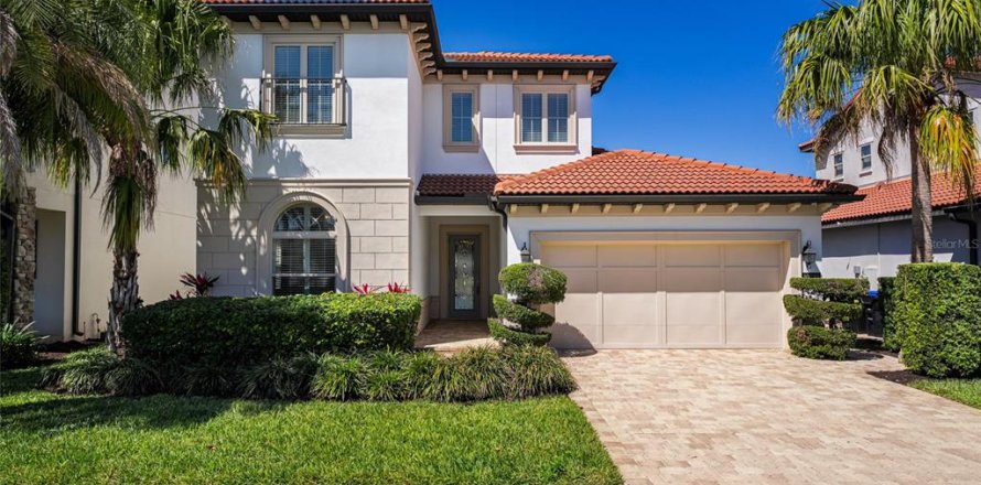 House in Orlando, Florida 4 bedrooms, 269.97 sq.m. № 1612533