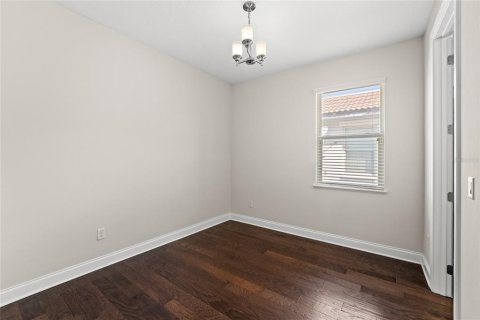 House in Orlando, Florida 4 bedrooms, 269.97 sq.m. № 1612533 - photo 24