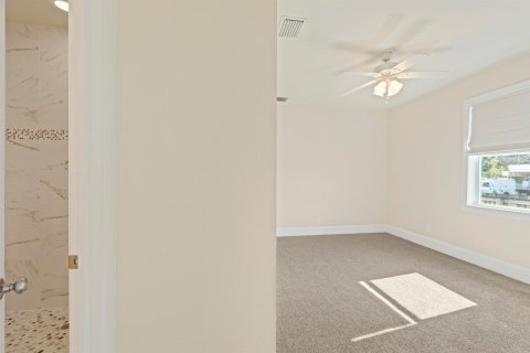 Купить виллу или дом в Палм Сити, Флорида 3 комнаты, 207.36м2, № 2244892 - фото 26