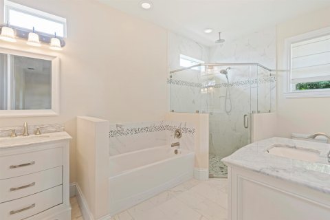Купить виллу или дом в Палм Сити, Флорида 3 комнаты, 207.36м2, № 2244892 - фото 18