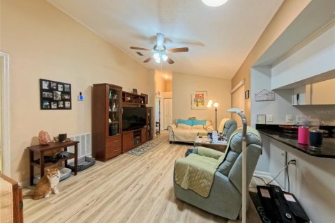 House in Ocala, Florida 2 bedrooms, 147.44 sq.m. № 2347717 - photo 20