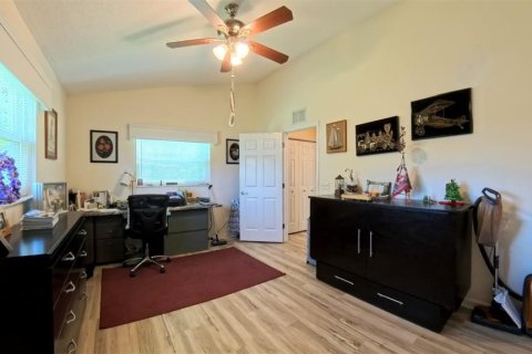House in Ocala, Florida 2 bedrooms, 147.44 sq.m. № 2347717 - photo 24