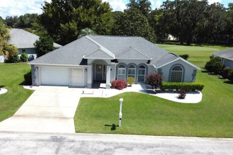 House in Ocala, Florida 2 bedrooms, 147.44 sq.m. № 2347717 - photo 2