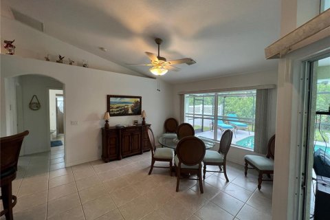 House in Rotonda, Florida 3 bedrooms, 168.62 sq.m. № 1139660 - photo 10