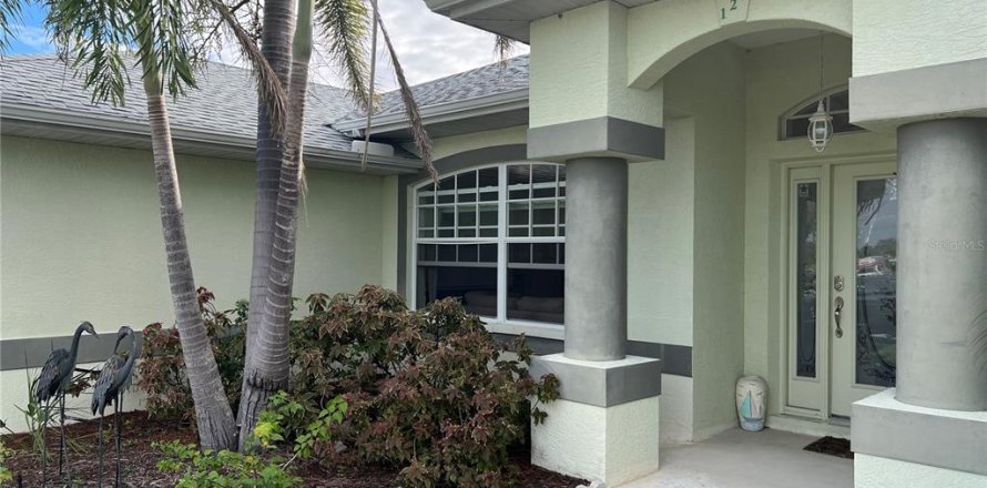 Villa ou maison à Rotonda, Floride 3 chambres, 168.62 m2 № 1139660