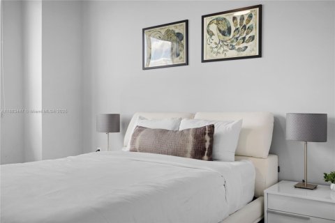 Copropriété à louer à Miami, Floride: 2 chambres, 103.21 m2 № 2018317 - photo 24