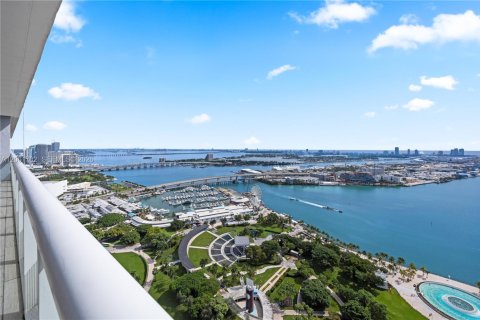 Condo in Miami, Florida, 2 bedrooms № 2185623