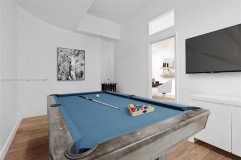 Villa ou maison à vendre à Aventura, Floride: 4 chambres, 219.34 m2 № 1845849 - photo 20