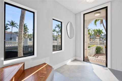 Villa ou maison à vendre à Aventura, Floride: 4 chambres, 219.34 m2 № 1845849 - photo 3