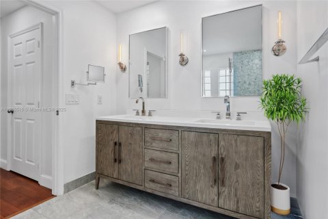 Villa ou maison à vendre à Aventura, Floride: 4 chambres, 219.34 m2 № 1845849 - photo 14
