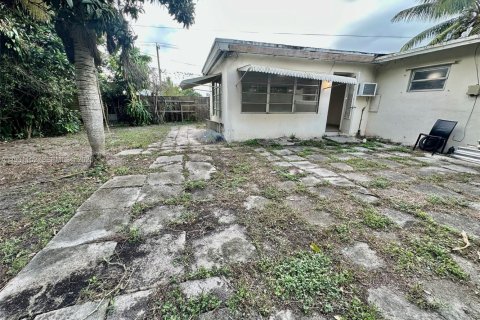 Снять в аренду виллу или дом в Холливуд, Флорида 2 спальни, 89.46м2, № 1989822 - фото 14