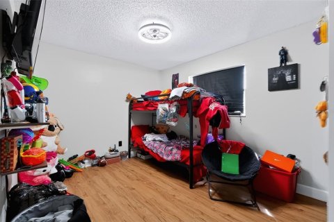 Immobilier commercial à vendre à Largo, Floride: 4 chambres, 190.73 m2 № 2419713 - photo 16