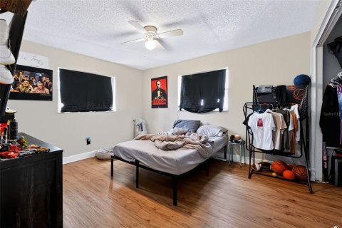 Immobilier commercial à vendre à Largo, Floride: 4 chambres, 190.73 m2 № 2419713 - photo 13