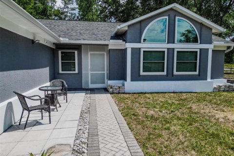 Villa ou maison à vendre à Spring Hill, Floride: 4 chambres, 152.17 m2 № 2107642 - photo 3