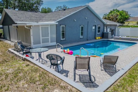 Villa ou maison à vendre à Spring Hill, Floride: 4 chambres, 152.17 m2 № 2107642 - photo 5