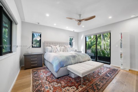 Casa en venta en Coral Gables, Florida, 4 dormitorios, 333.43 m2 № 2006434 - foto 18