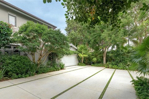 Купить виллу или дом в Корал-Гейблс, Флорида 4 спальни, 333.43м2, № 2006434 - фото 4