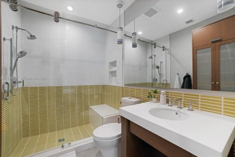 Casa en venta en Coral Gables, Florida, 4 dormitorios, 333.43 m2 № 2006434 - foto 27