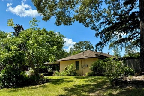 House in Ocala, Florida 3 bedrooms, 119.29 sq.m. № 1852531 - photo 2