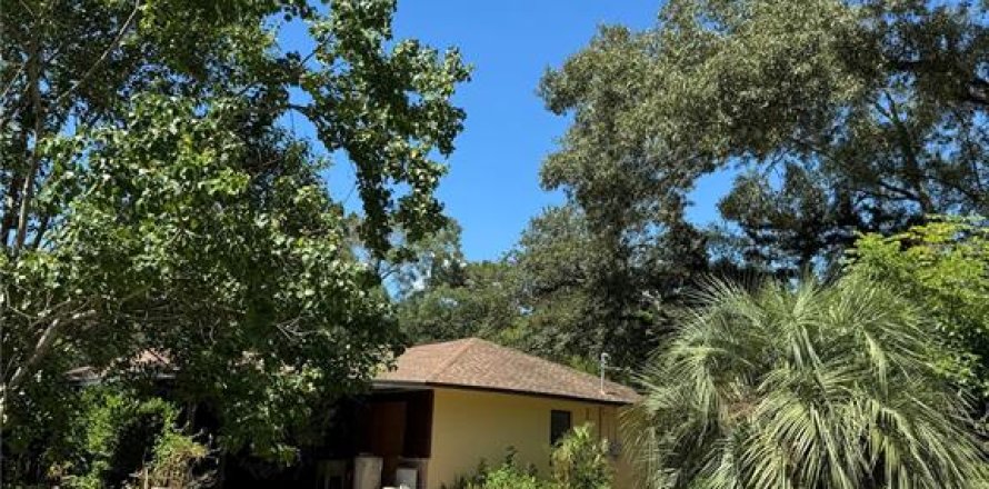 House in Ocala, Florida 3 bedrooms, 119.29 sq.m. № 1852531