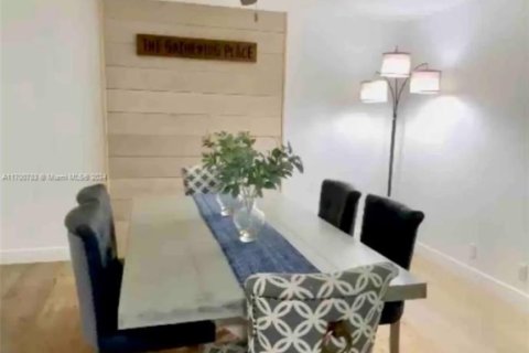 Снять в аренду виллу или дом в Бойнтон-Бич, Флорида 3 спальни, 205.41м2, № 1973377 - фото 12