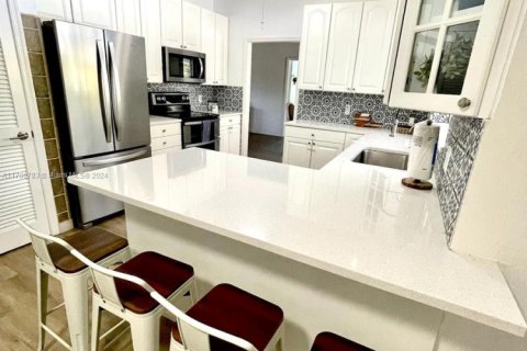 Снять в аренду виллу или дом в Бойнтон-Бич, Флорида 3 спальни, 205.41м2, № 1973377 - фото 7