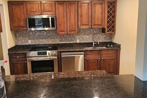 Casa en venta en Tampa, Florida, 3 dormitorios, 126.72 m2 № 1908755 - foto 10
