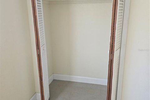 Casa en venta en Tampa, Florida, 3 dormitorios, 126.72 m2 № 1908755 - foto 17