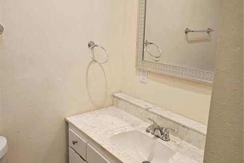 Casa en venta en Tampa, Florida, 3 dormitorios, 126.72 m2 № 1908755 - foto 21