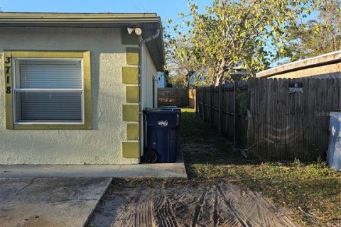 Casa en venta en Tampa, Florida, 3 dormitorios, 126.72 m2 № 1908755 - foto 2