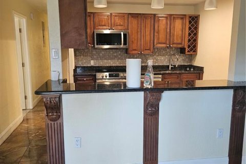 Casa en venta en Tampa, Florida, 3 dormitorios, 126.72 m2 № 1908755 - foto 6