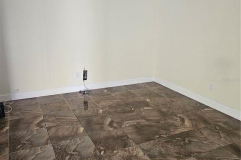 Casa en venta en Tampa, Florida, 3 dormitorios, 126.72 m2 № 1908755 - foto 5
