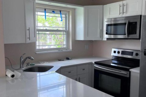 Copropriété à louer à Pompano Beach, Floride: 2 chambres, 76.64 m2 № 2305720 - photo 5