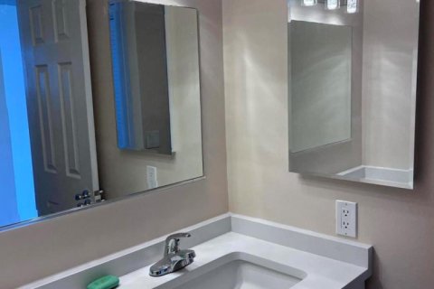 Copropriété à louer à Pompano Beach, Floride: 2 chambres, 76.64 m2 № 2305720 - photo 15