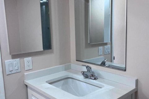 Copropriété à louer à Pompano Beach, Floride: 2 chambres, 76.64 m2 № 2305720 - photo 28