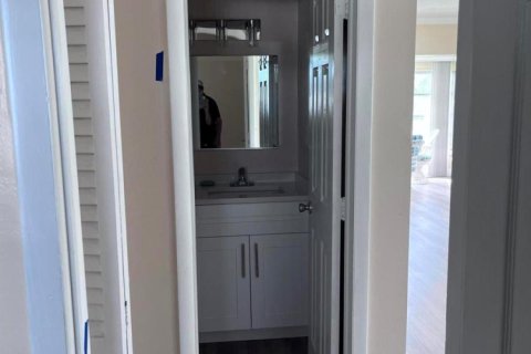 Copropriété à louer à Pompano Beach, Floride: 2 chambres, 76.64 m2 № 2305720 - photo 11