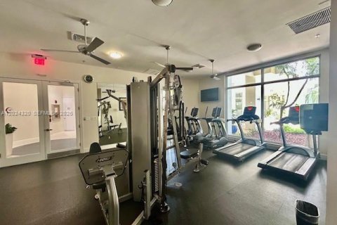Condominio en alquiler en Hollywood, Florida, 2 dormitorios, 96.25 m2 № 2085827 - foto 21