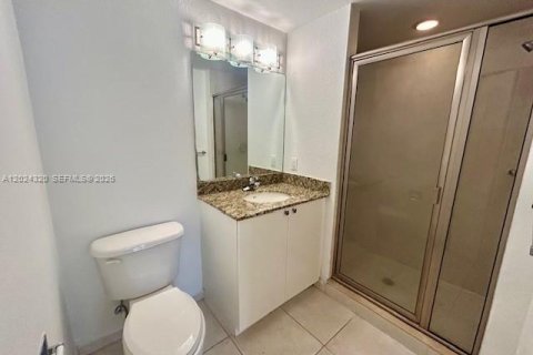 Condominio en alquiler en Hollywood, Florida, 2 dormitorios, 96.25 m2 № 2085827 - foto 12