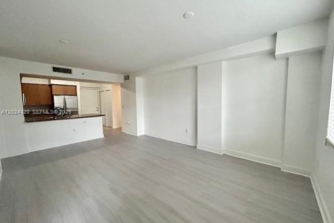 Condominio en alquiler en Hollywood, Florida, 2 dormitorios, 96.25 m2 № 2085827 - foto 7