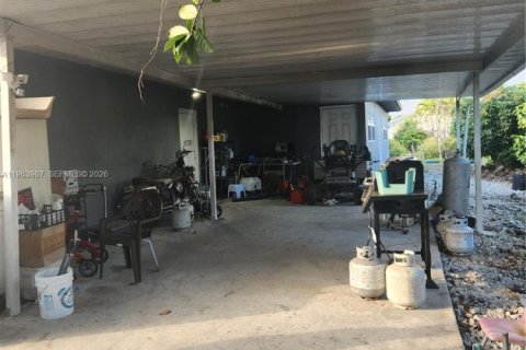 Casa en venta en Homestead, Florida, 3 dormitorios, 214.98 m2 № 2026865 - foto 9