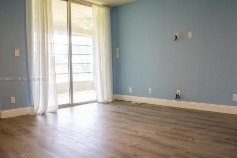 Copropriété à louer à Margate, Floride: 2 chambres, 102.19 m2 № 1929868 - photo 10
