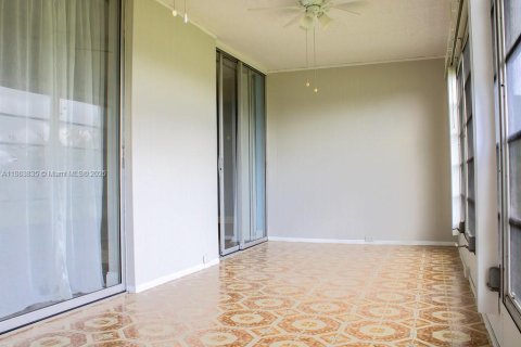 Copropriété à louer à Margate, Floride: 2 chambres, 102.19 m2 № 1929868 - photo 19