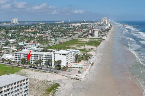 Купить кондоминиум в Дейтона-Бич, Флорида 4 комнаты, 39.02м2, № 1542926 - фото 3
