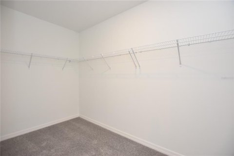 House in Lakeland, Florida 6 bedrooms, 308.99 sq.m. № 2384470 - photo 22