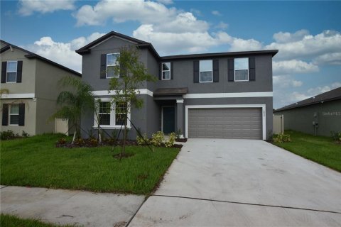 House in Lakeland, Florida 6 bedrooms, 308.99 sq.m. № 2384470 - photo 2