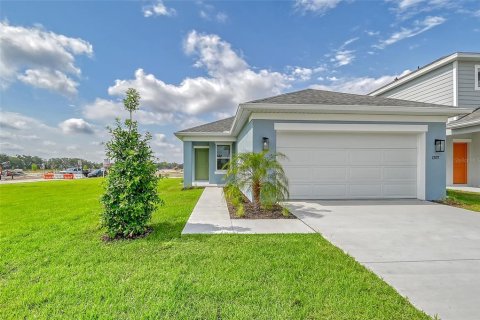 House in Parrish, Florida 2 bedrooms, 121.89 sq.m. № 2219905