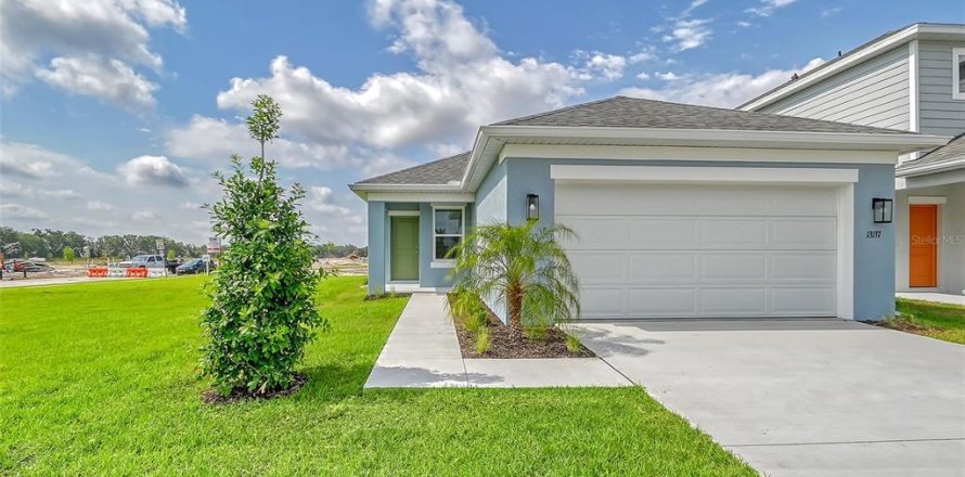 House in Parrish, Florida 2 bedrooms, 121.89 sq.m. № 2219905