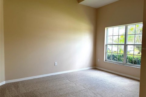 House in Davenport, Florida 4 bedrooms, 216.56 sq.m. № 1845398 - photo 8