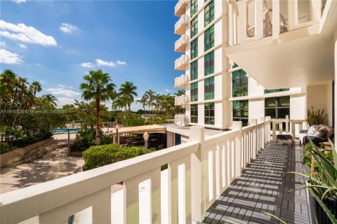 Condo in Key Biscayne, Florida, 3 bedrooms № 1966563 - photo 17