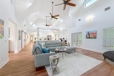 Casa en venta en Crystal River, Florida, 4 dormitorios, 248.7 m2 № 2234789 - foto 11